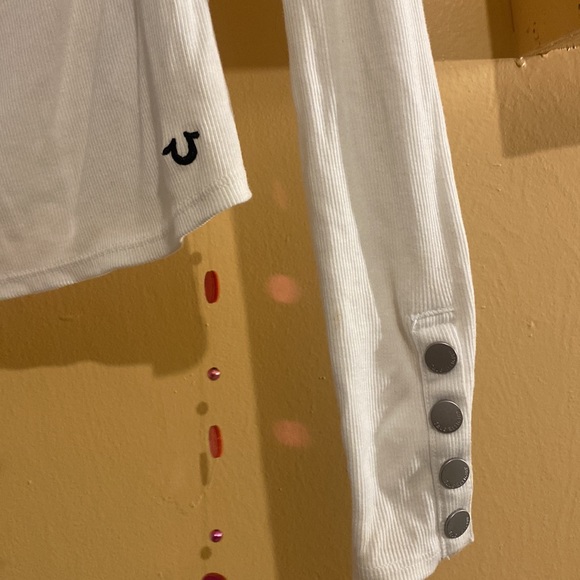 🌺TRUE RELIGION 🌹BRAND NEW NEVER WORN 🧚NO TAGS 🌸LONG SLEEVE CUT OUT TOP - Picture 5 of 9